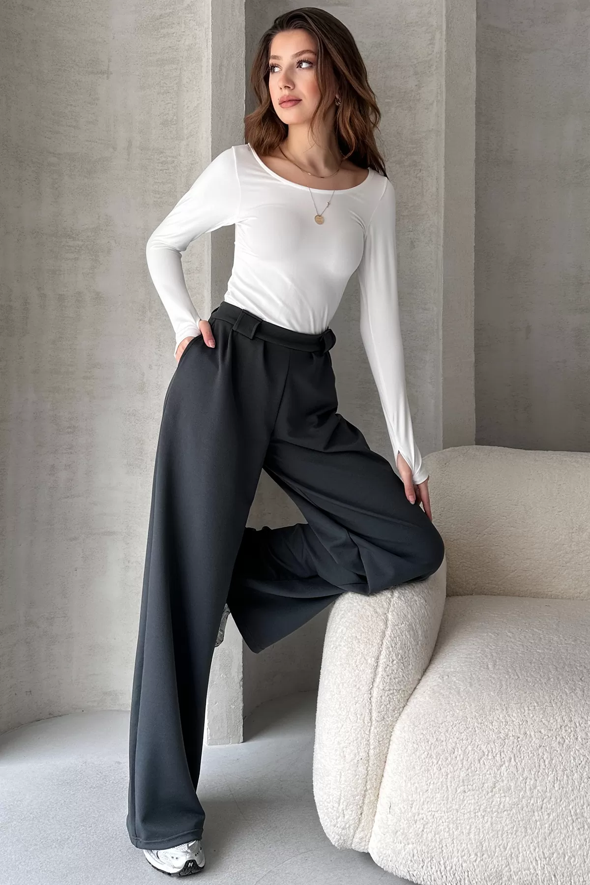 Antrasit Krep Kumaş Salaş Kesim Kadın Pantolon