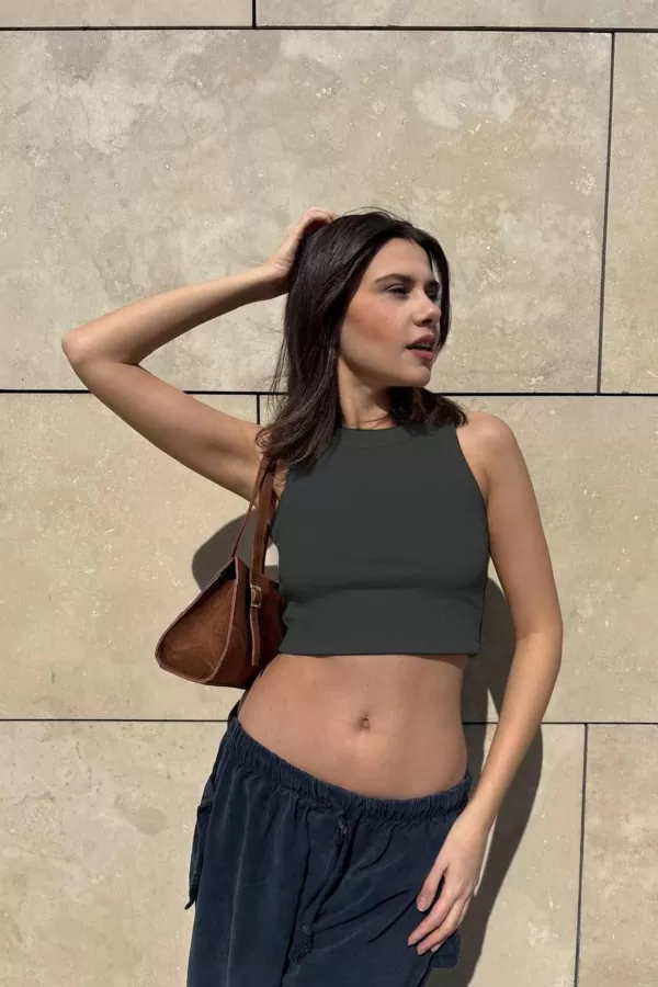 Antrasit Bisiklet Yaka Kolsuz Crop Bluz