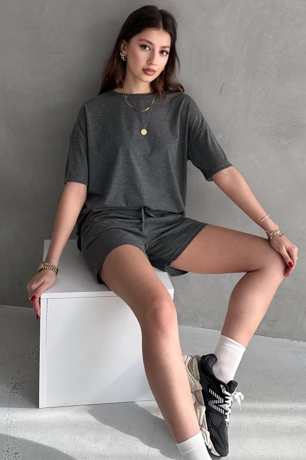 Antrasit Pamuklu Oversize Tişört Şort Kadın İkili Takım
