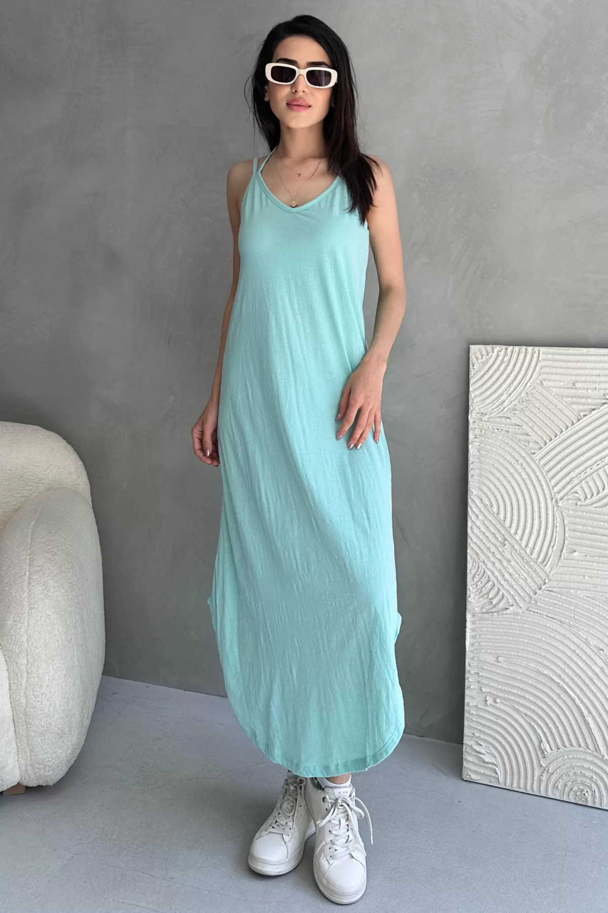 Askılı V Yaka Su Yeşili Midi Elbise