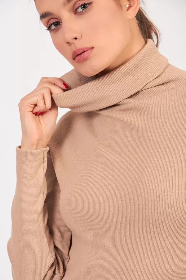 Balıkçı Yaka Bej Kadın Body