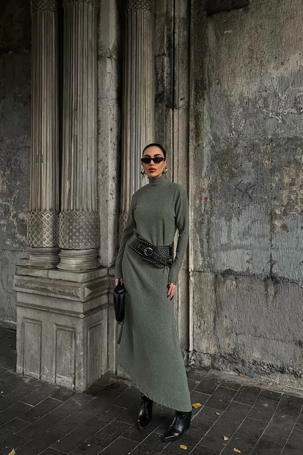 Balıkçı Yaka Çağla Yeşili Bürümcük Kumaş Uzun Elbise