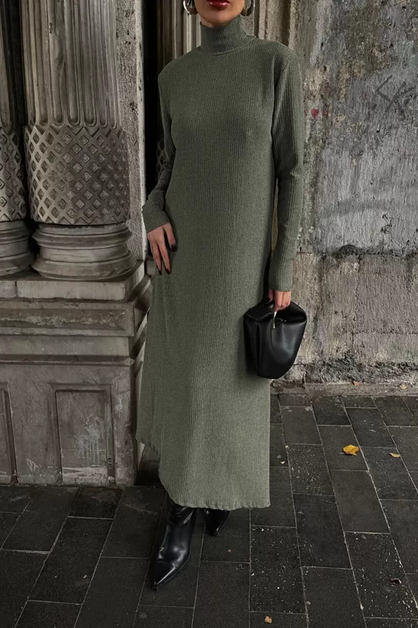 Balıkçı Yaka Çağla Yeşili Bürümcük Kumaş Uzun Elbise