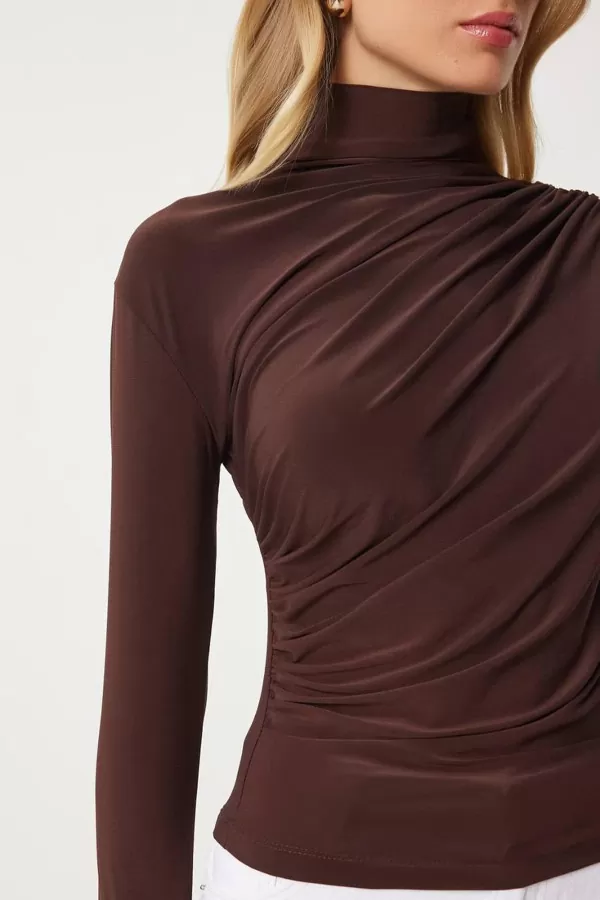 Balıkçı Yaka Drape Detaylı Kahverengi Sandy Bluz