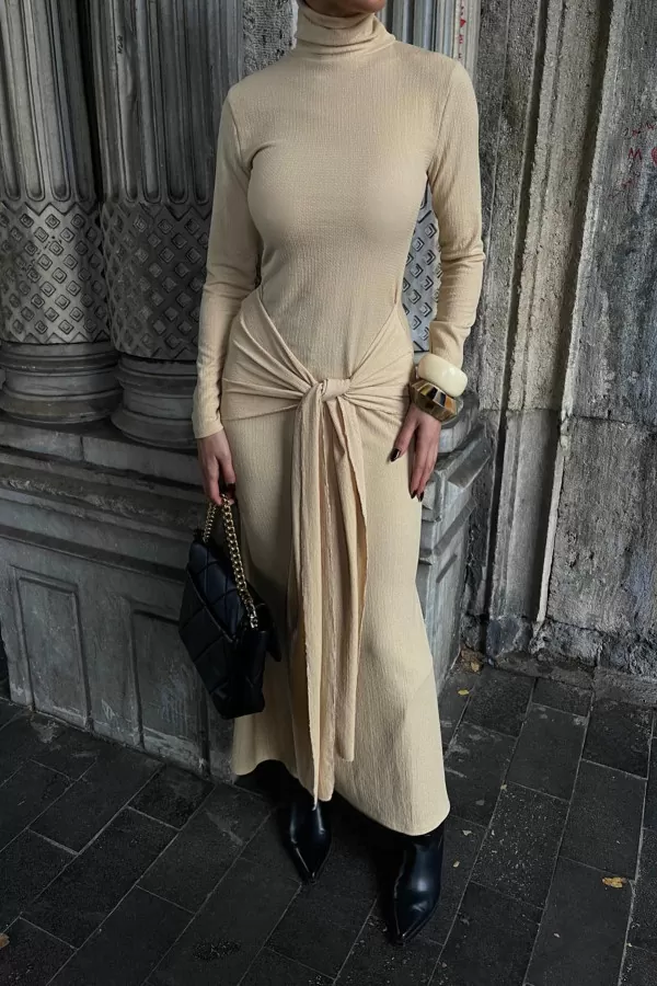 Balıkçı Yaka Ekru Bürümcük Kumaş Uzun Elbise