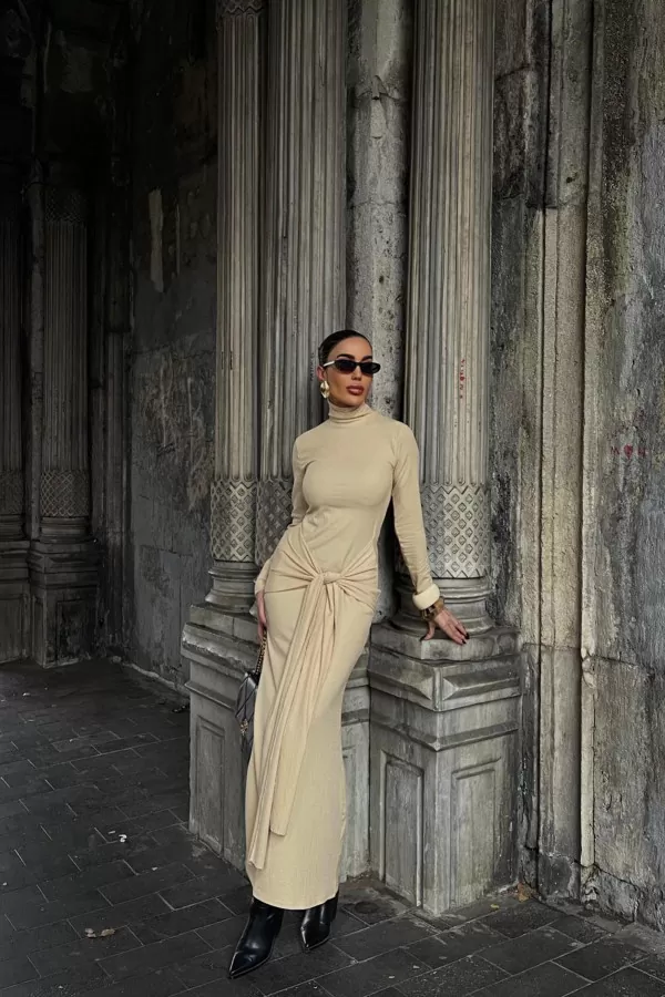 Balıkçı Yaka Ekru Bürümcük Kumaş Uzun Elbise