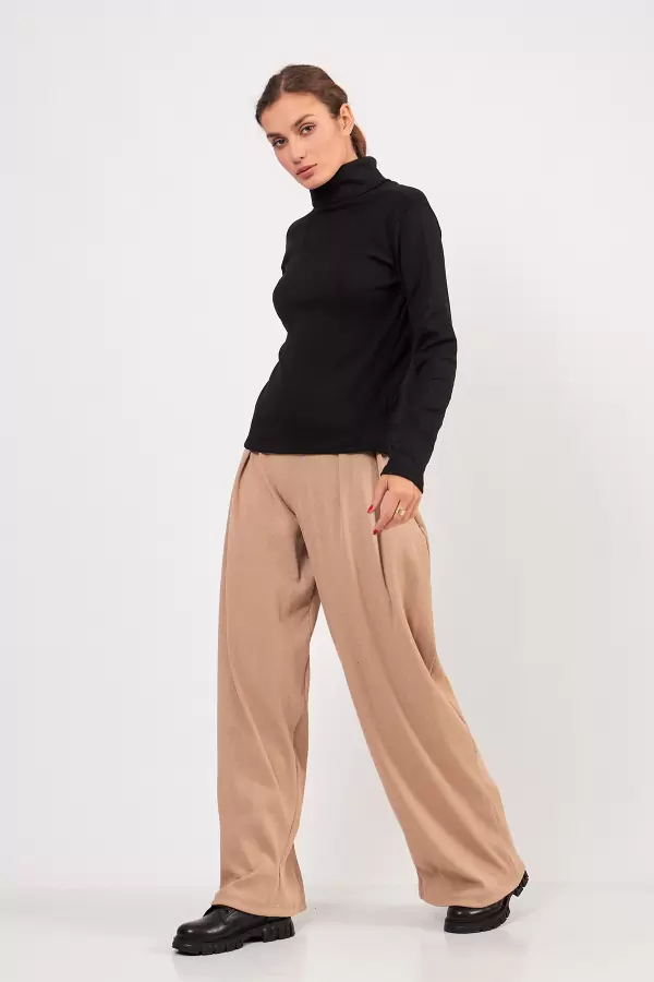 Balıkçı Yaka Siyah Kadın Body