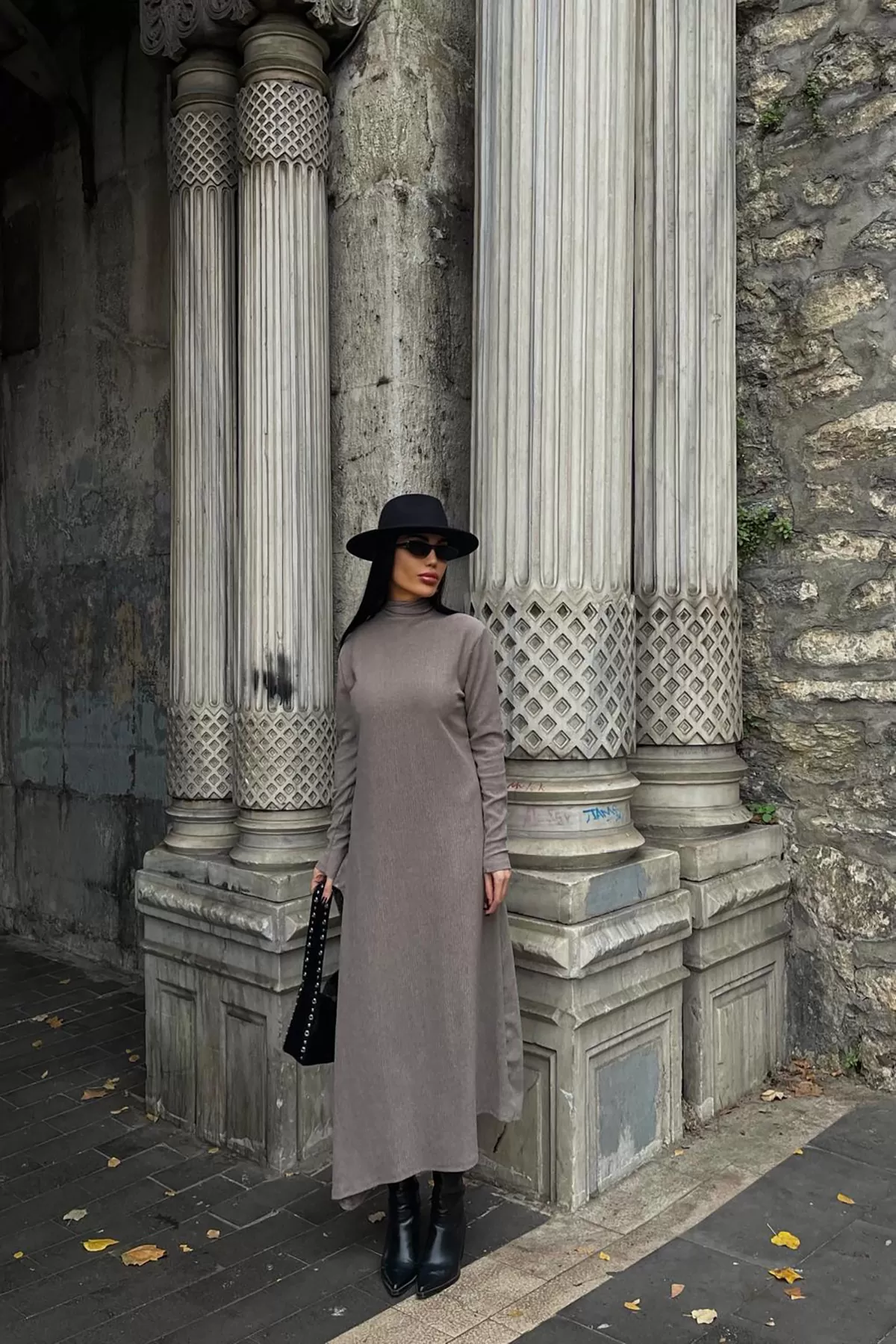 Balıkçı Yaka Taş Rengi Bürümcük Kumaş Uzun Elbise