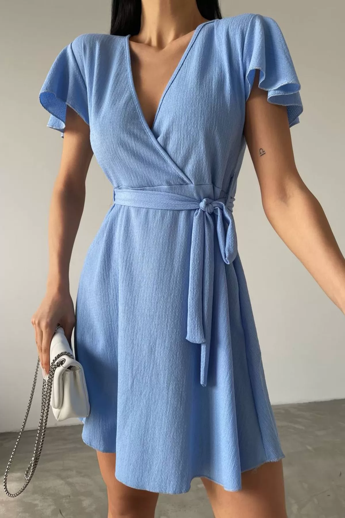 Bebe Mavi Bürümcük Kumaş Kruvaze Kısa Elbise