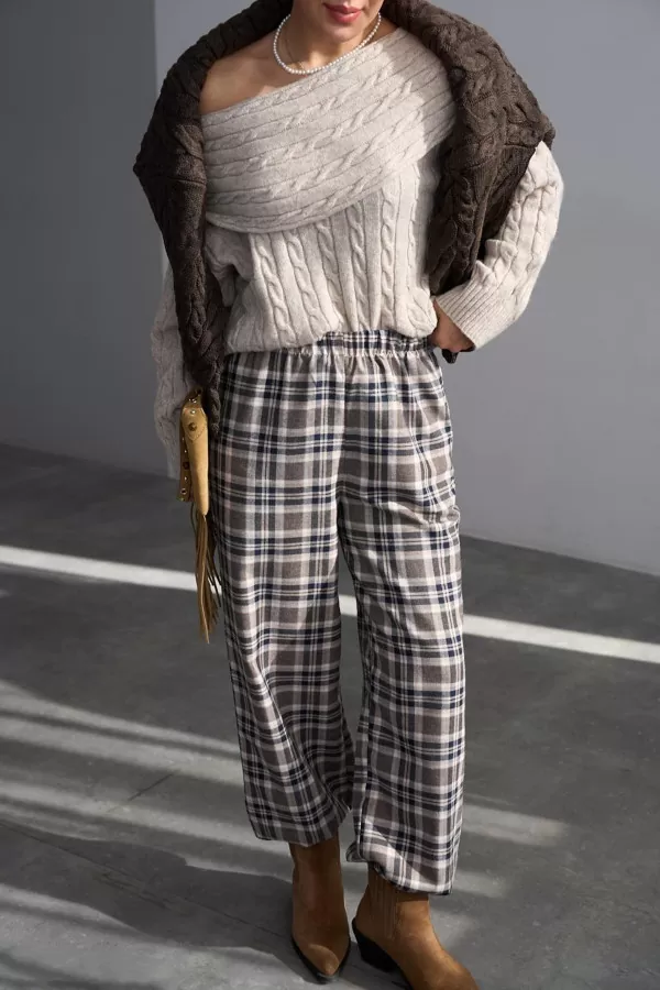 Bej Lacivert Yünlü Ekose Kadın Pantolon