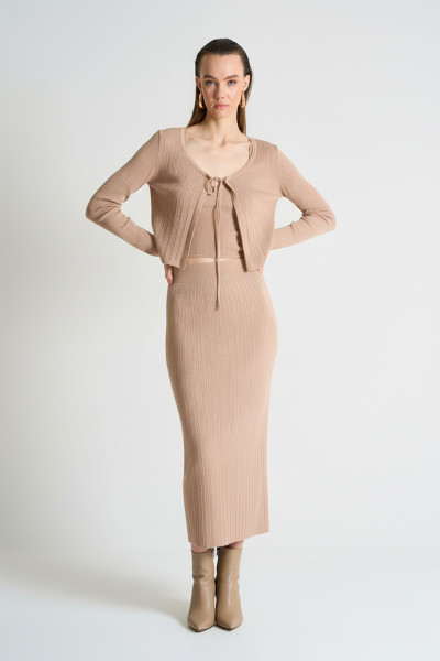Bej Triko Hırka Etek Bluz Üçlü Takım