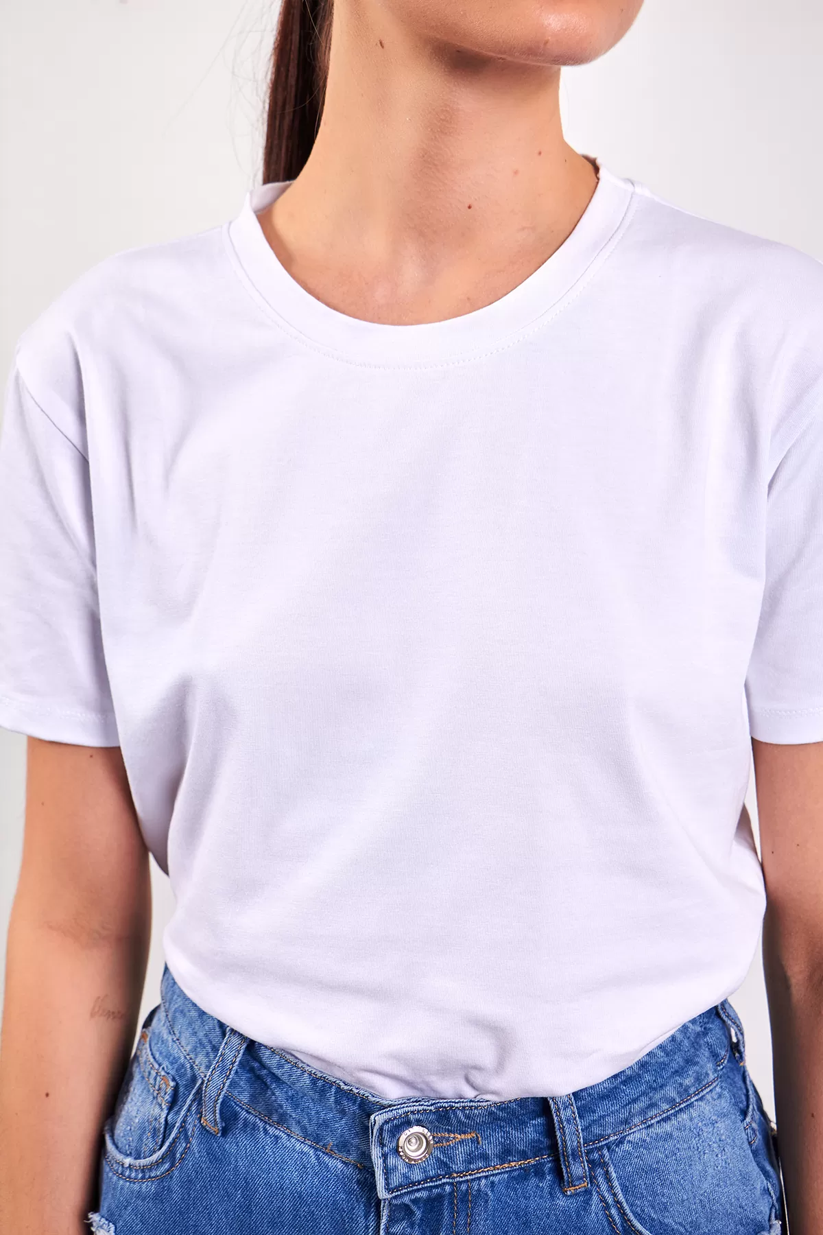 Bisiklet Yaka Basic Beyaz Kadın Tişört