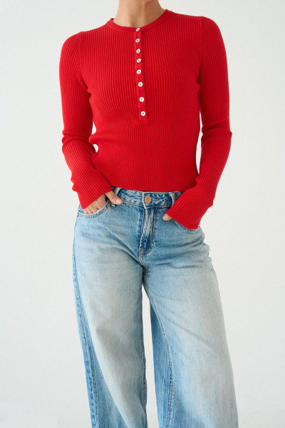 Bisiklet Yaka Düğmeli Kırmızı Triko Kadın Kazak