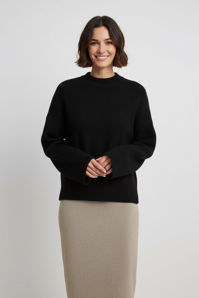 Bisiklet Yaka Rahat Kesim Siyah Triko Kadın Kazak