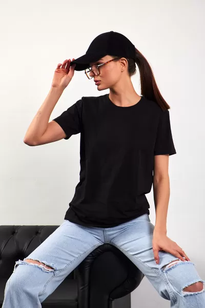 Bisiklet Yaka Siyah Basic Tişört