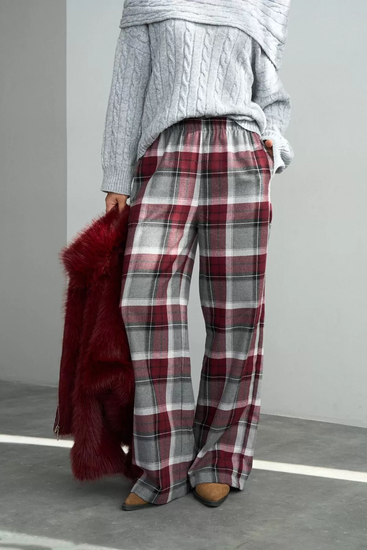 Bordo Gri Yünlü Ekose Kadın Pantolon