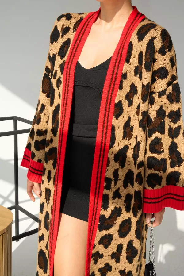 Camel Kırmızı Uzun Leopar Desenli Triko Kadın Hırka