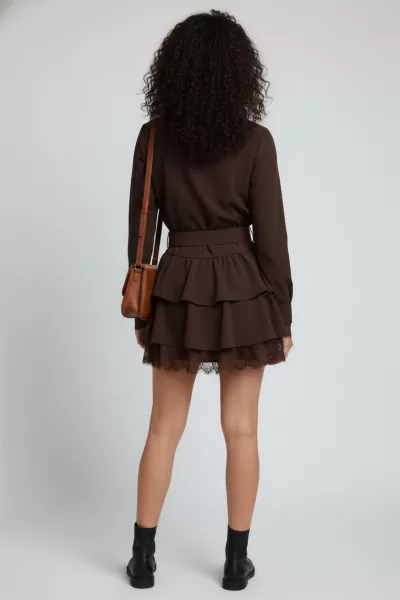 Dantel Detaylı Kahverengi Gömlek Fırfırlı Etek Takım