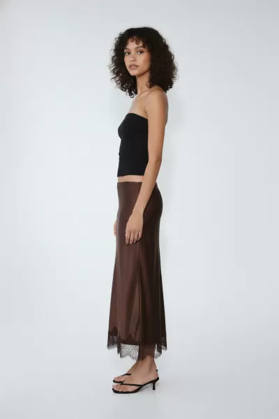 Dantel Detaylı Koyu Kahve Saten Etek