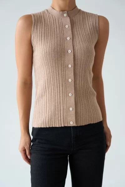 Düğmeli Camel Triko Yelek Bluz