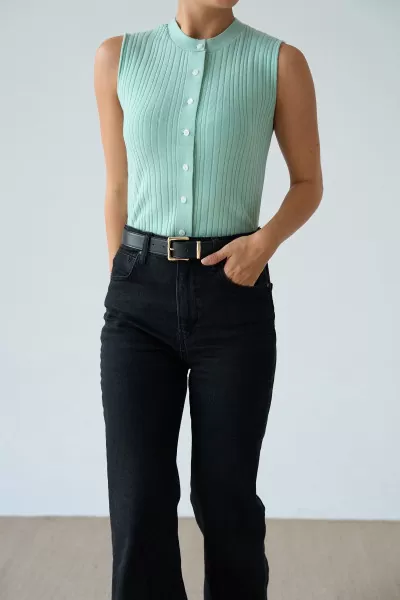 Düğmeli Mint Yeşili Triko Yelek Bluz
