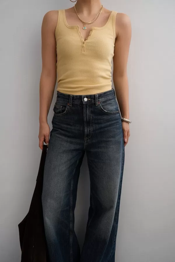 Düğmeli Sarı Örme Kadın Atlet