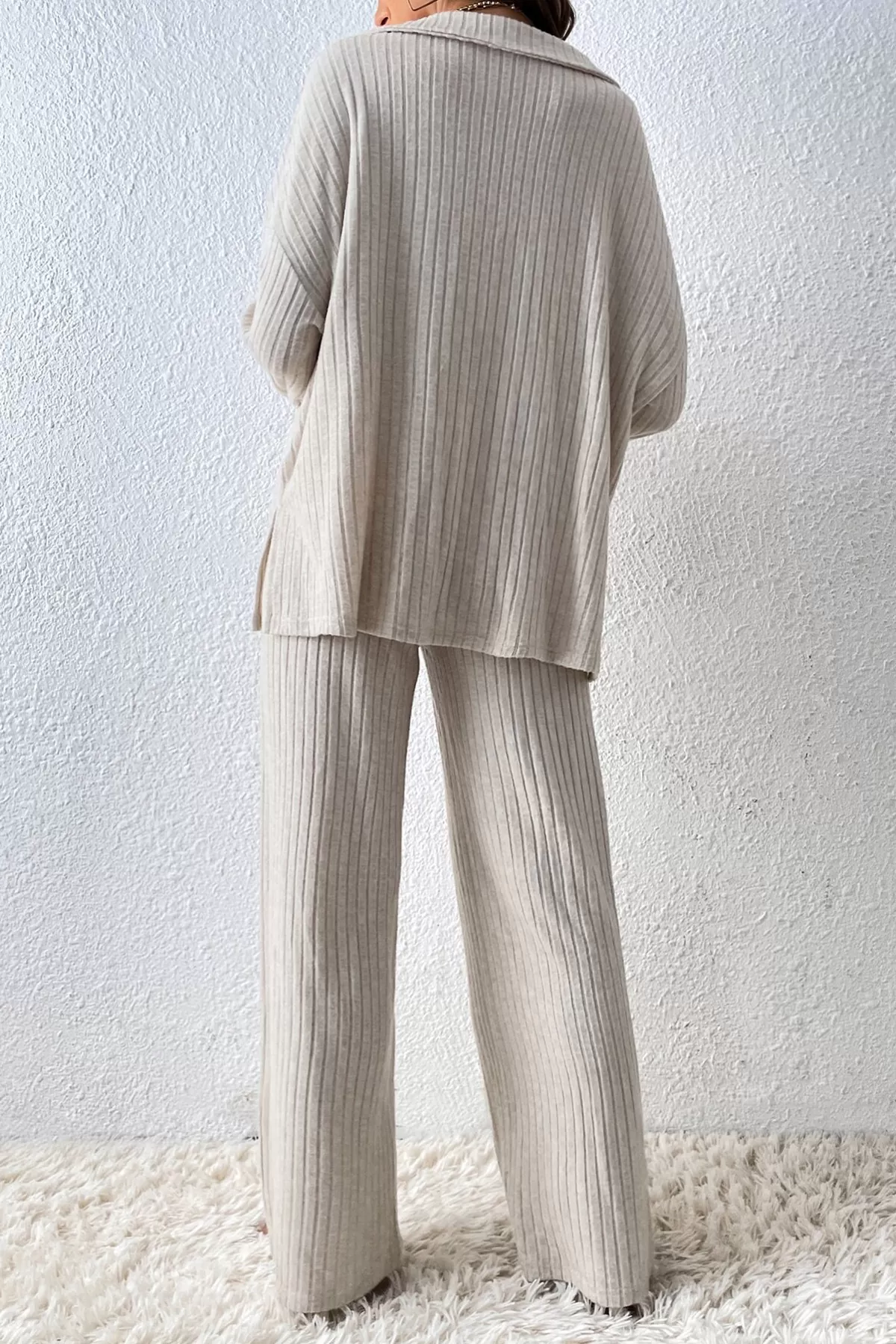 Ekru Rahat Kesim Pantolon Bluz Alt Üst Takım