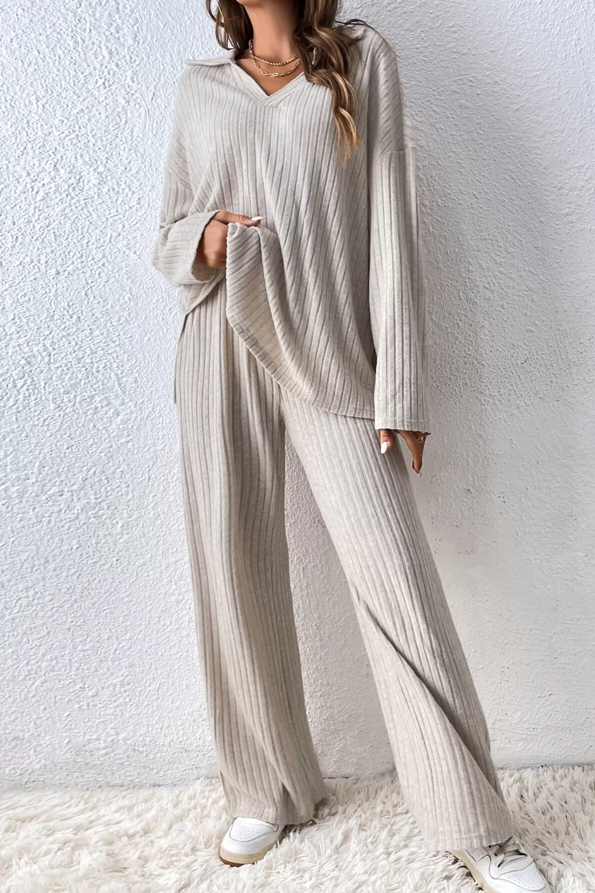 Ekru Rahat Kesim Pantolon Bluz Alt Üst Takım