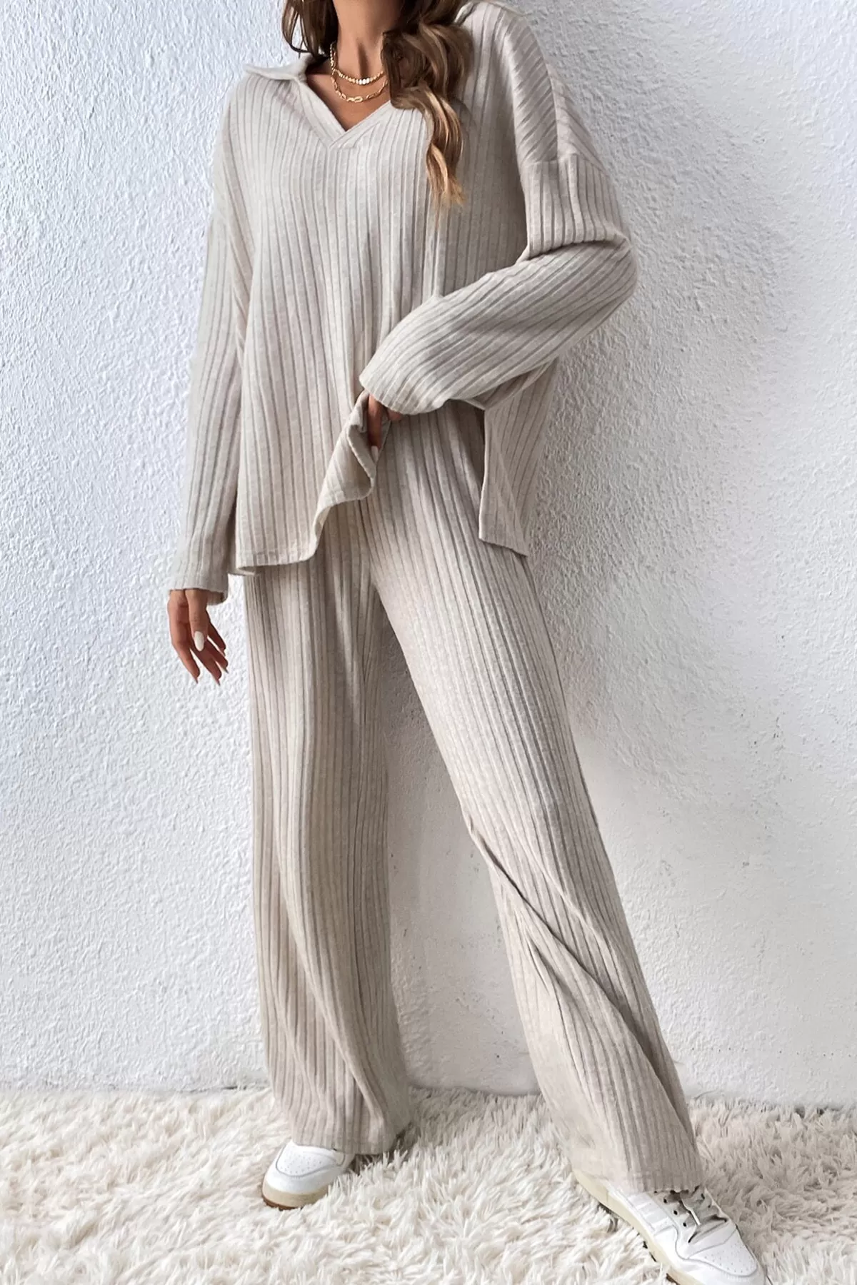 Ekru Rahat Kesim Pantolon Bluz Alt Üst Takım