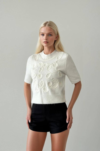 Ekru Triko Kadın Kazak