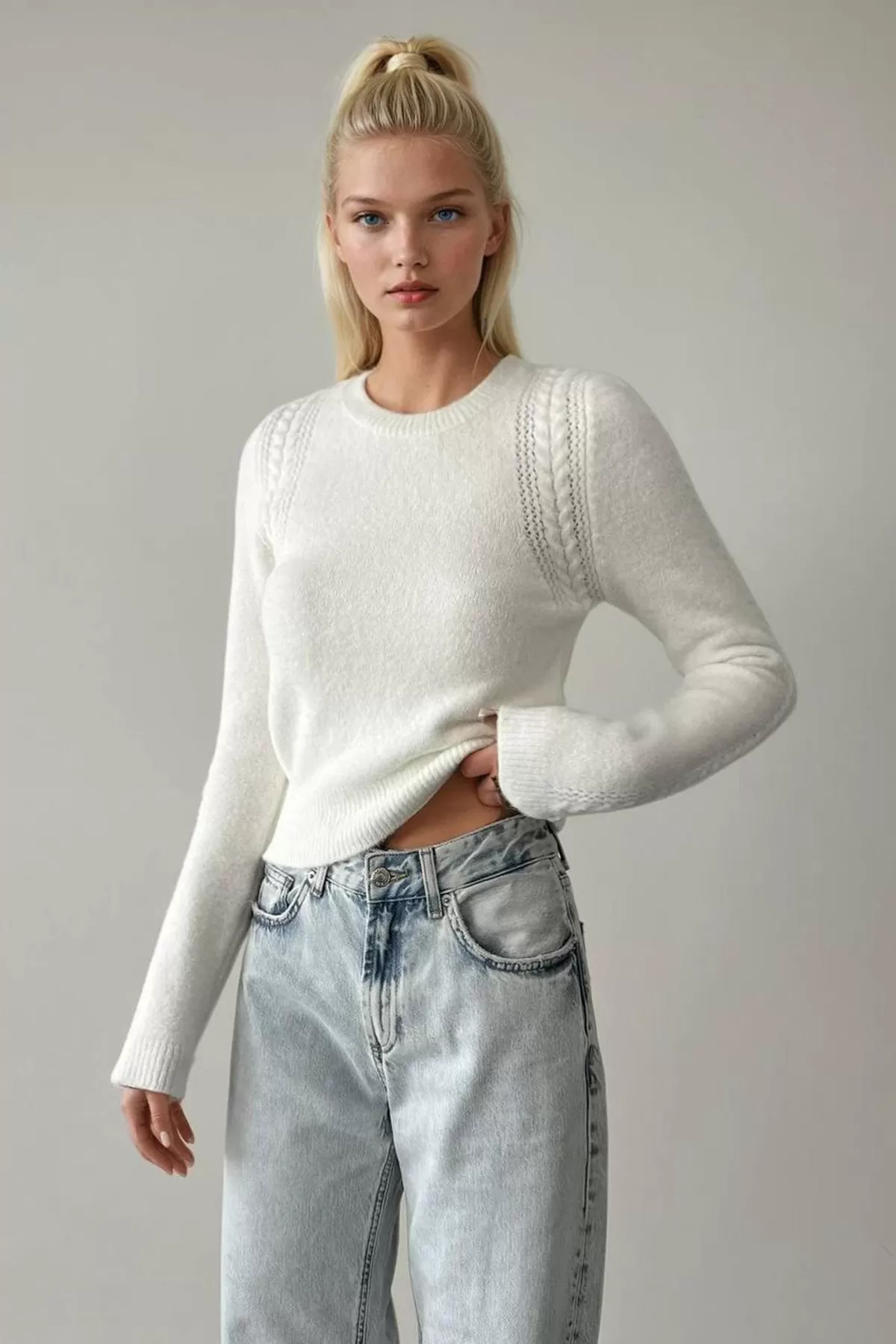 Ekru Triko Kadın Kazak