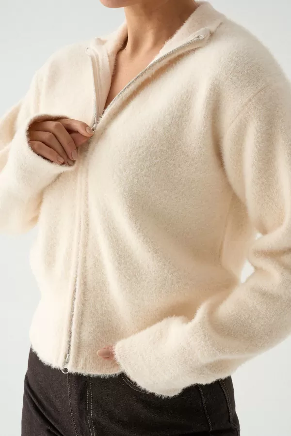 Fermuarlı Krem Soft Triko Kadın Hırka