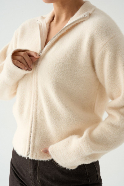 Fermuarlı Krem Soft Triko Kadın Hırka