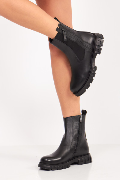 Fermuarlı Siyah Deri Kadın Bot