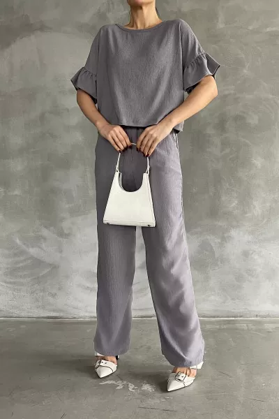 Fırfır Detaylı Gri Bluz Pantolon Alt Üst Takım