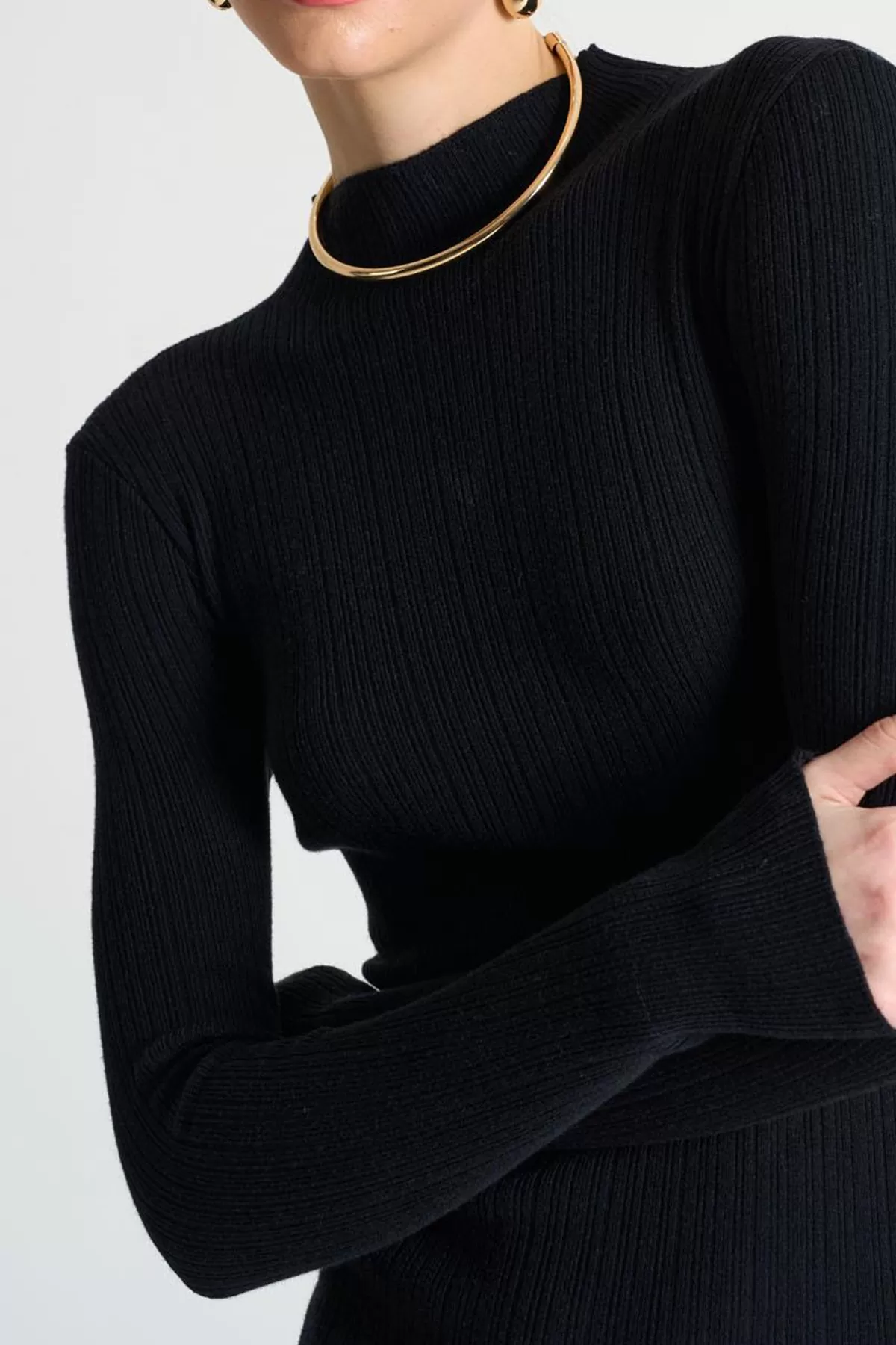 Fitilli Siyah Triko Uzun Elbise