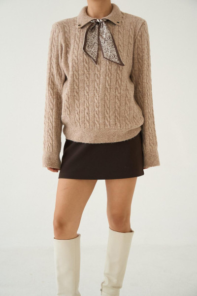 Fular Detaylı Uzun Kollu Bej Triko Kadın Kazak