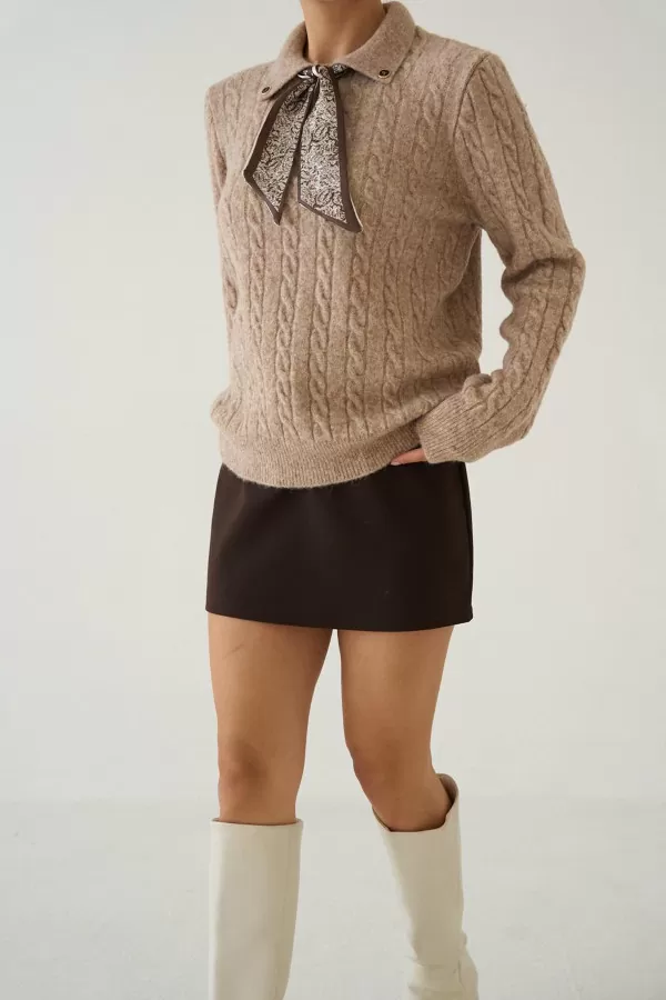 Fular Detaylı Uzun Kollu Bej Triko Kadın Kazak