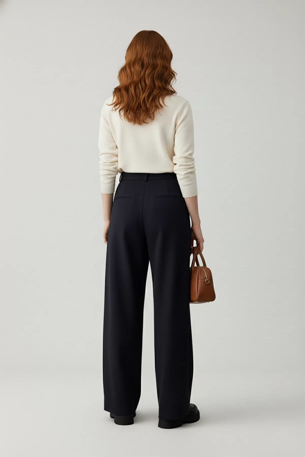 Geniş Paça Siyah Kumaş Kadın Pantolon