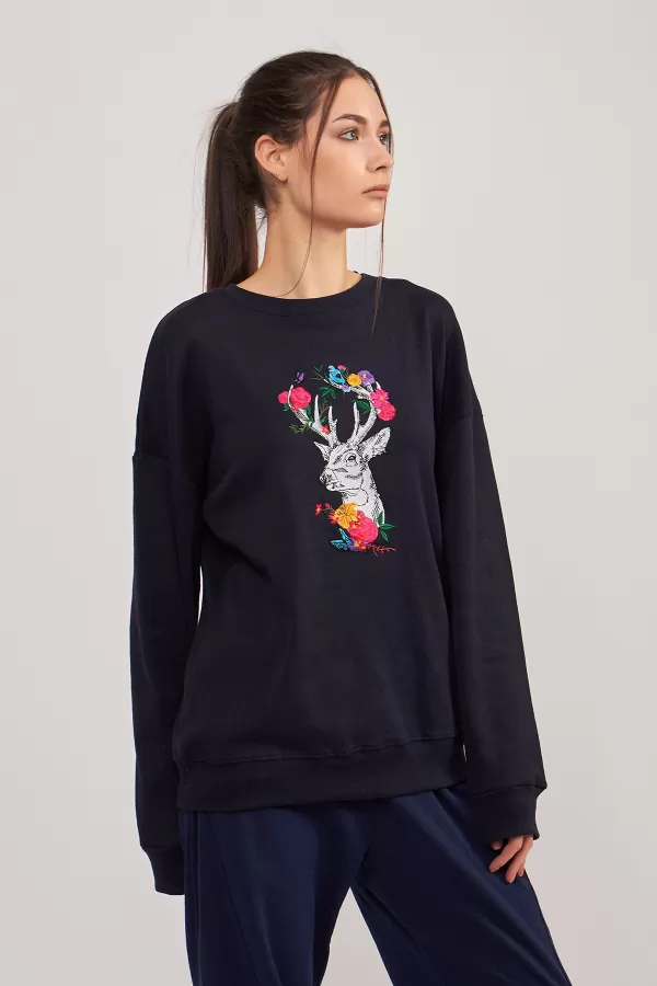 Geyik Nakışlı Koyu Lacivert Kadın Sweatshirt