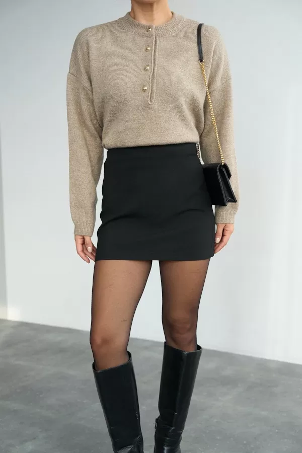 Gold Düğmeli Bej Pamuklu Kadın Kazak