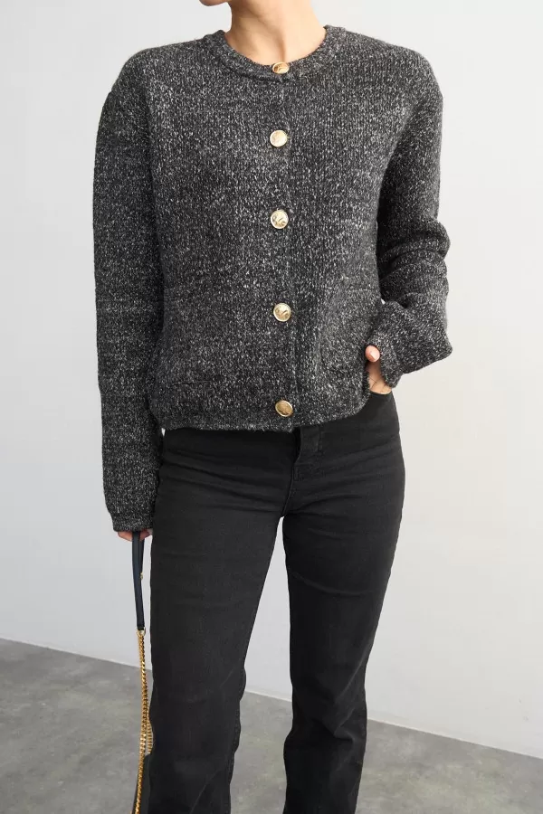 Gold Düğmeli Kırçıllı Antrasit Kadın Hırka