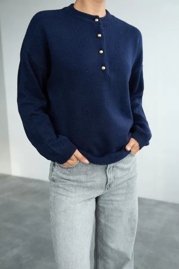 Gold Düğmeli Lacivert Pamuklu Kadın Kazak