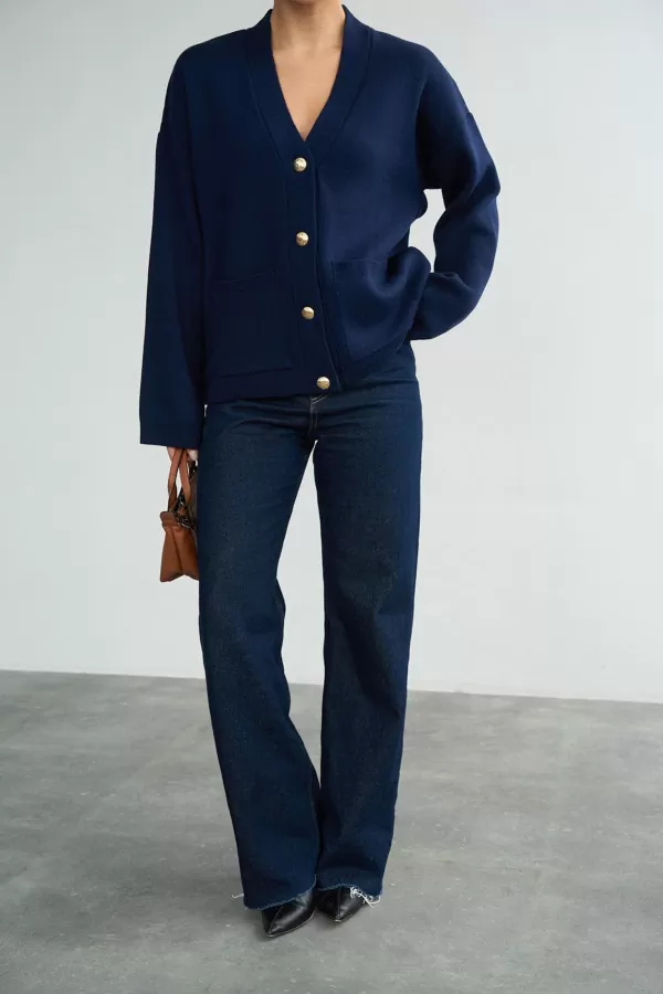 Gold Düğmeli Lacivert Triko Kadın Hırka