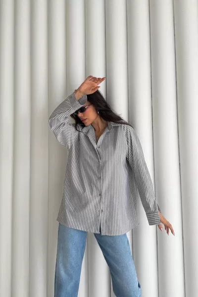 Gri Beyaz Çizgili Oversize Poplin Kadın Gömlek