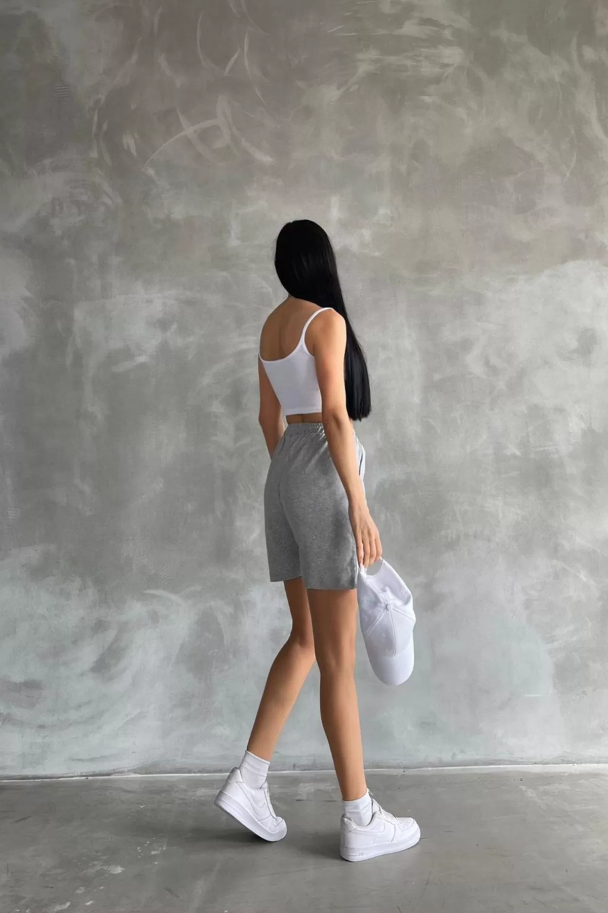 Gri Beyaz Şort Askılı Crop Kadın Alt Üst Takım