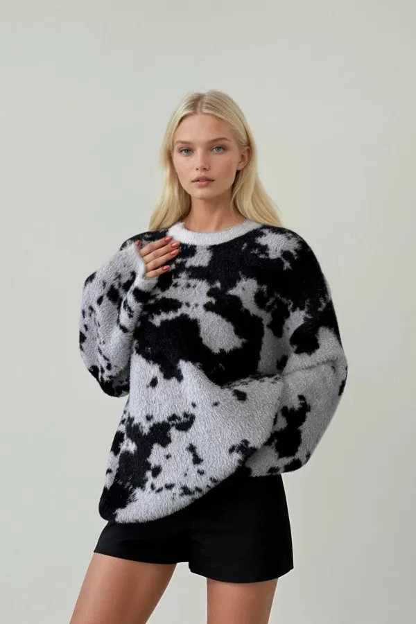 Gri Siyah Soyut Desenli Triko Kadın Kazak