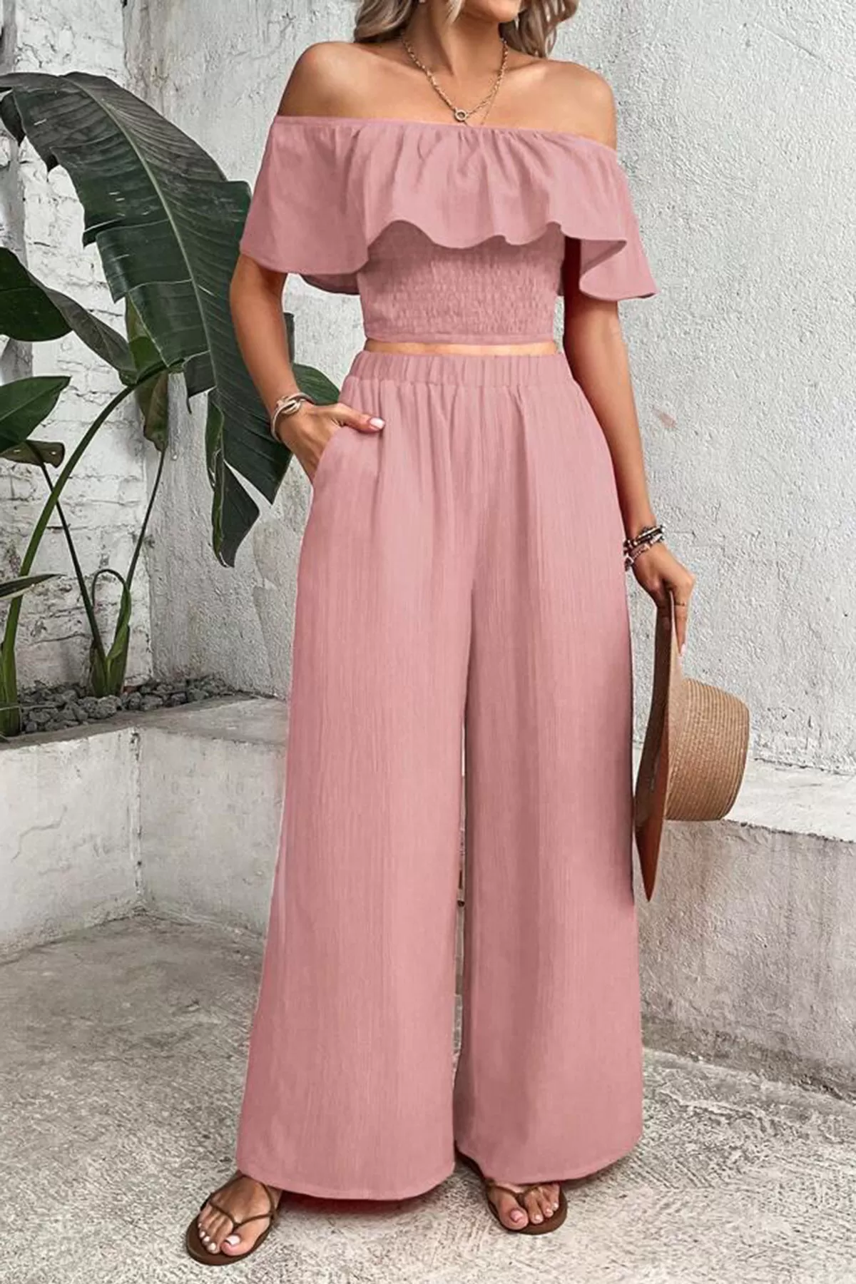 Gül Kurusu Fırfır Detaylı Madonna Yaka Kadın Alt Üst Takım