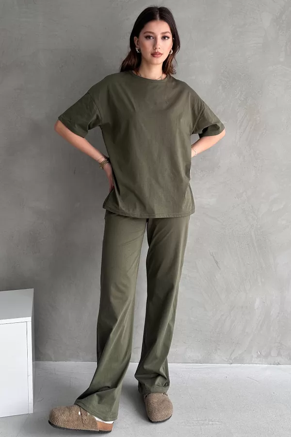 Haki Pamuklu Oversize Tişört Pantolon Kadın İkili Takım