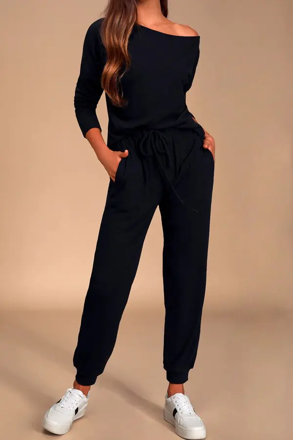 Kayık Yaka Siyah Kaşkorse Kadın Eşofman Takımı